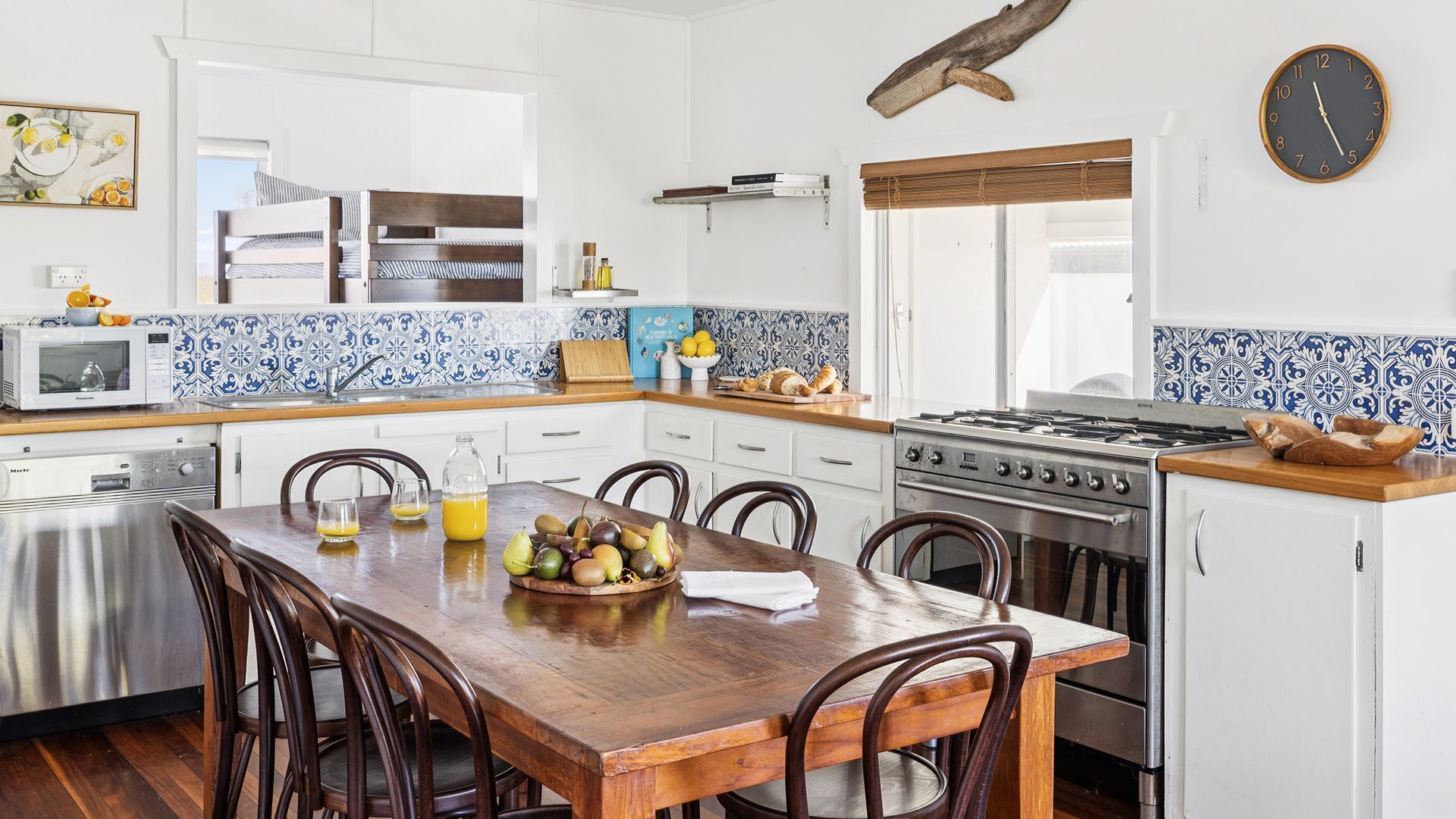 Microwave, dishwasher