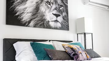 3 bedrooms, in-room safe, desk, iron/ironing board