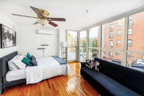 3 bedrooms, in-room safe, desk, iron/ironing board