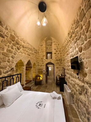 Quarto casal standard, vista para a cidade