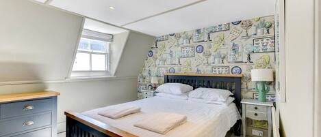 3 室のベッドルーム、WiFi