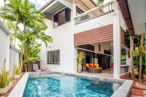 Pool - 150 m from a paradise beach 3 bedrooms pool (Tambon Nong Thale)