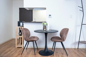 In-room dining - ANAX NORD 203 (Sapporo)