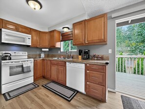 Microwave, oven, stovetop, dishwasher