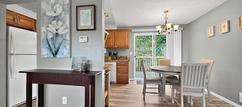 Shabby Chic 3BR Lake Retreat – Walk to Park, Shops, & More