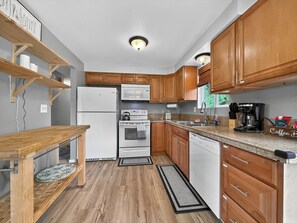 Microwave, oven, stovetop, dishwasher