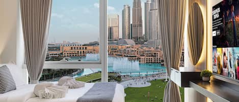 Luksushuoneisto, 2 makuuhuonetta, yksityinen uima-allas, järvinäköala | Egyptinpuuvillaiset lakanat, ylelliset vuodevaatteet, untuvapeitot