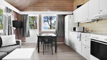 Deluxe-bungalow - balkon - havudsigt | Gratis Wi-Fi, adgang for kørestole
