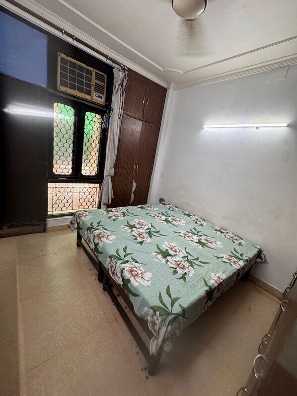Apartment, Non Smoking, Air conditioning | Free WiFi - Urban ease homestay (New Delhi)