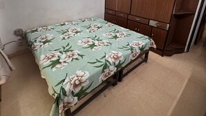 Gambar tidak terklasifikasi, 3 dari 7, tombol
