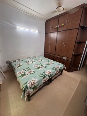 Apartment, Non Smoking, Air conditioning | Free WiFi - Urban ease homestay  (Delhi)