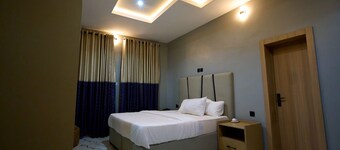 MOTIQOQ HOTELS AND SUITES