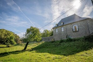 Exterior - Historic Gardener’s House in Haltinne (Gesves)