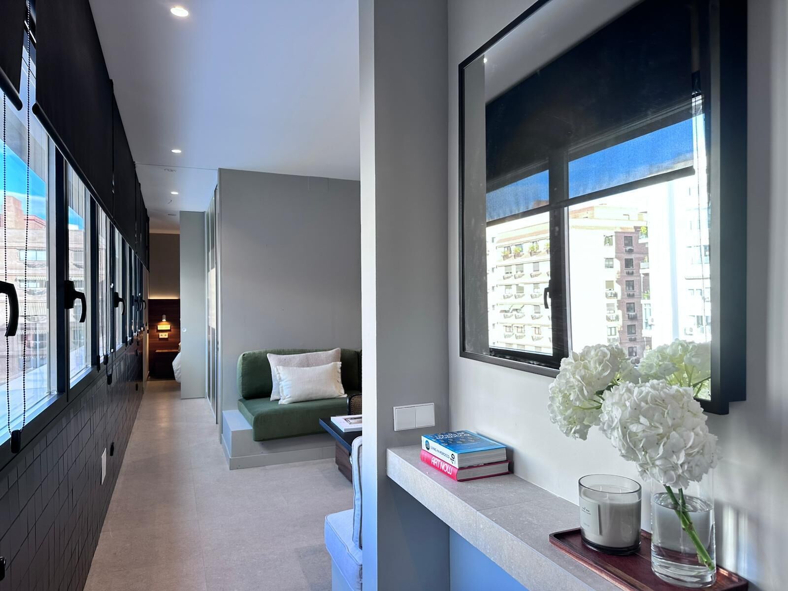 Comfort Apartment, 2 Bedrooms, City View | Living area