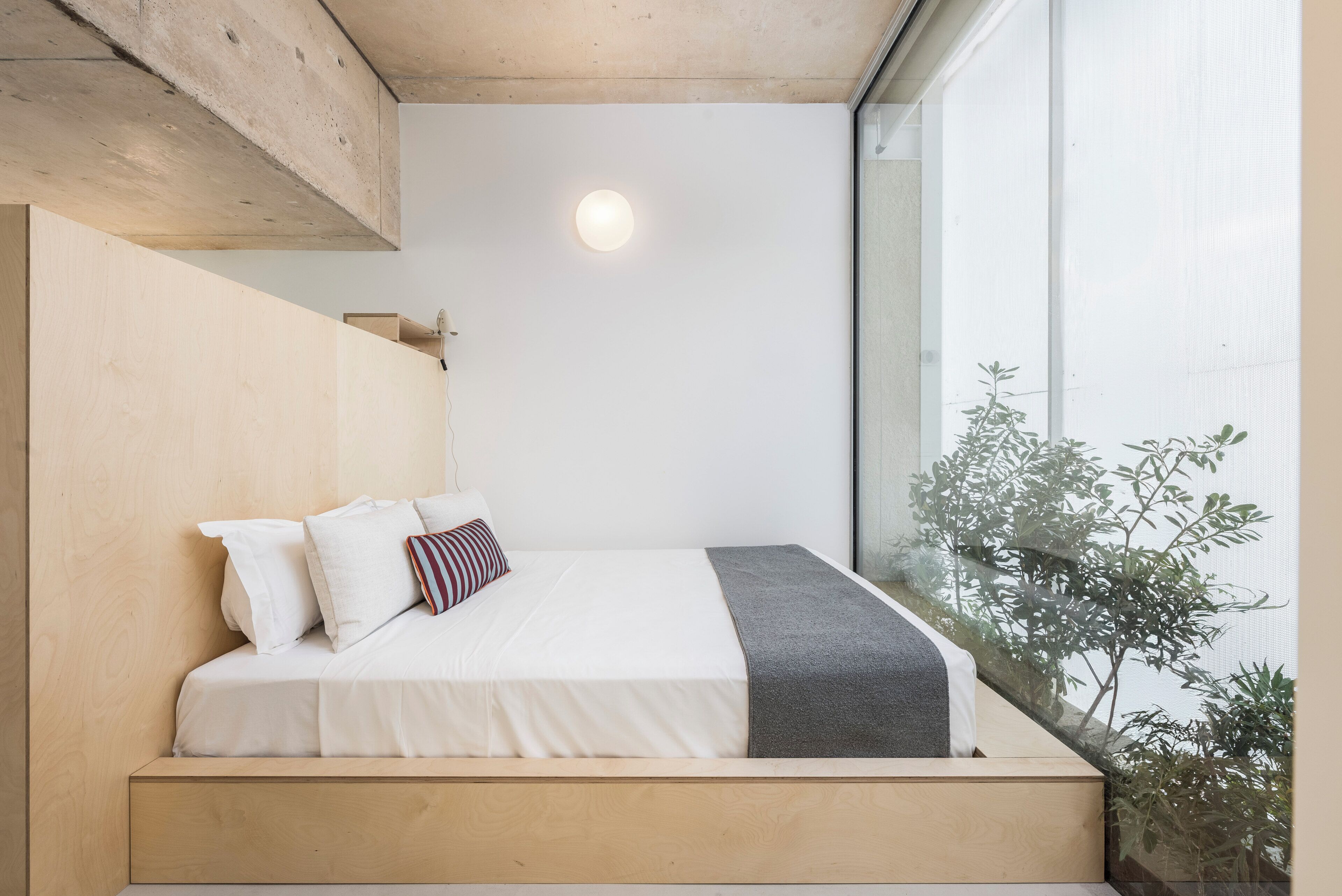 Monolocale Economy, balcone, vista città | Postazione laptop, tende oscuranti, insonorizzazione, Wi-Fi gratuito