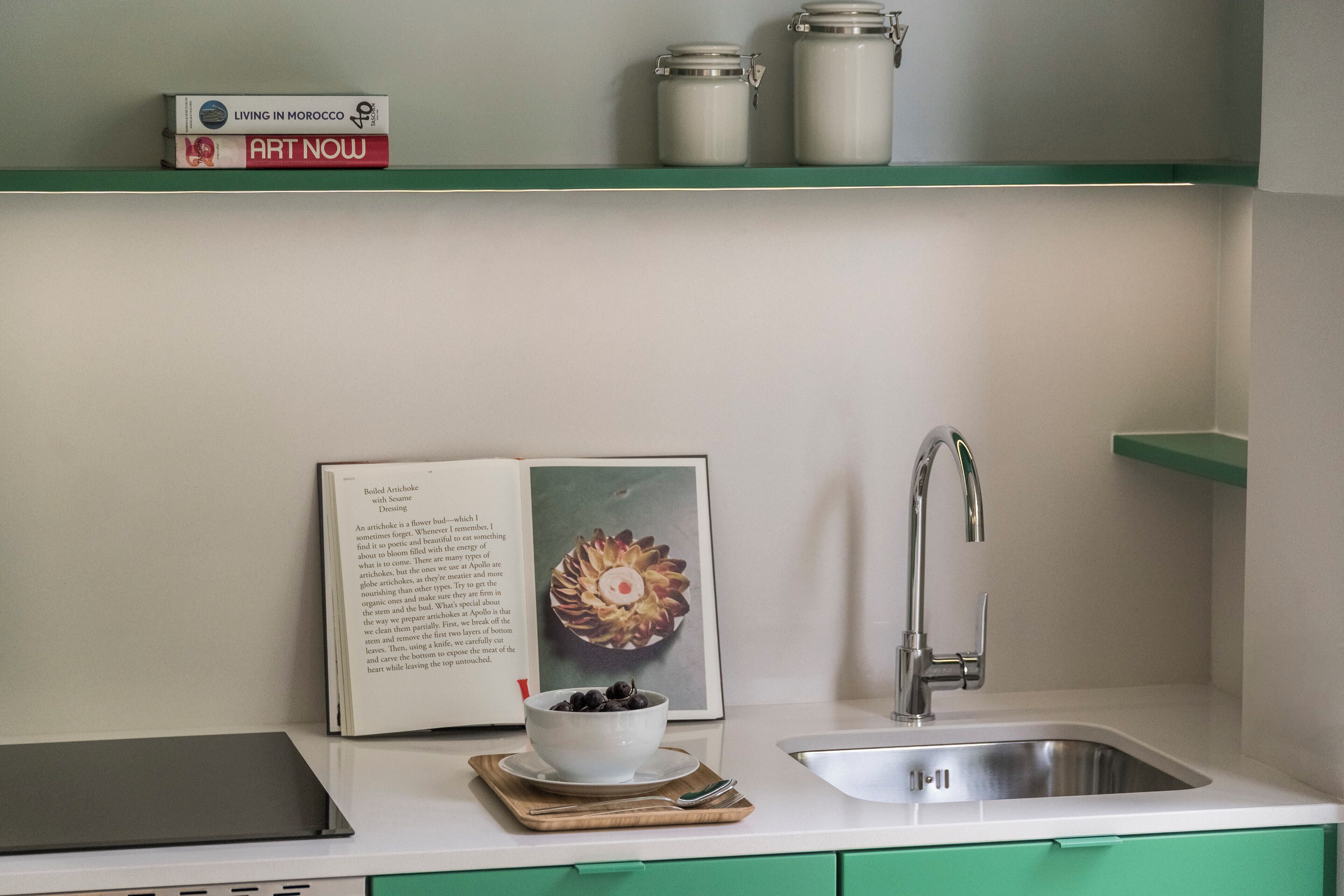 Economy Studio, Balcony, City View | Private kitchen | Full-size fridge, microwave, oven, stovetop