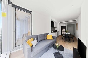Apartment (1 Bedroom) | Interior