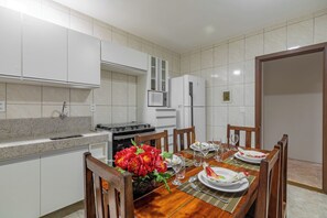 Microonde, forno, piano cottura