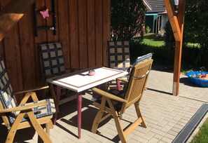 屋外ダイニングエリア