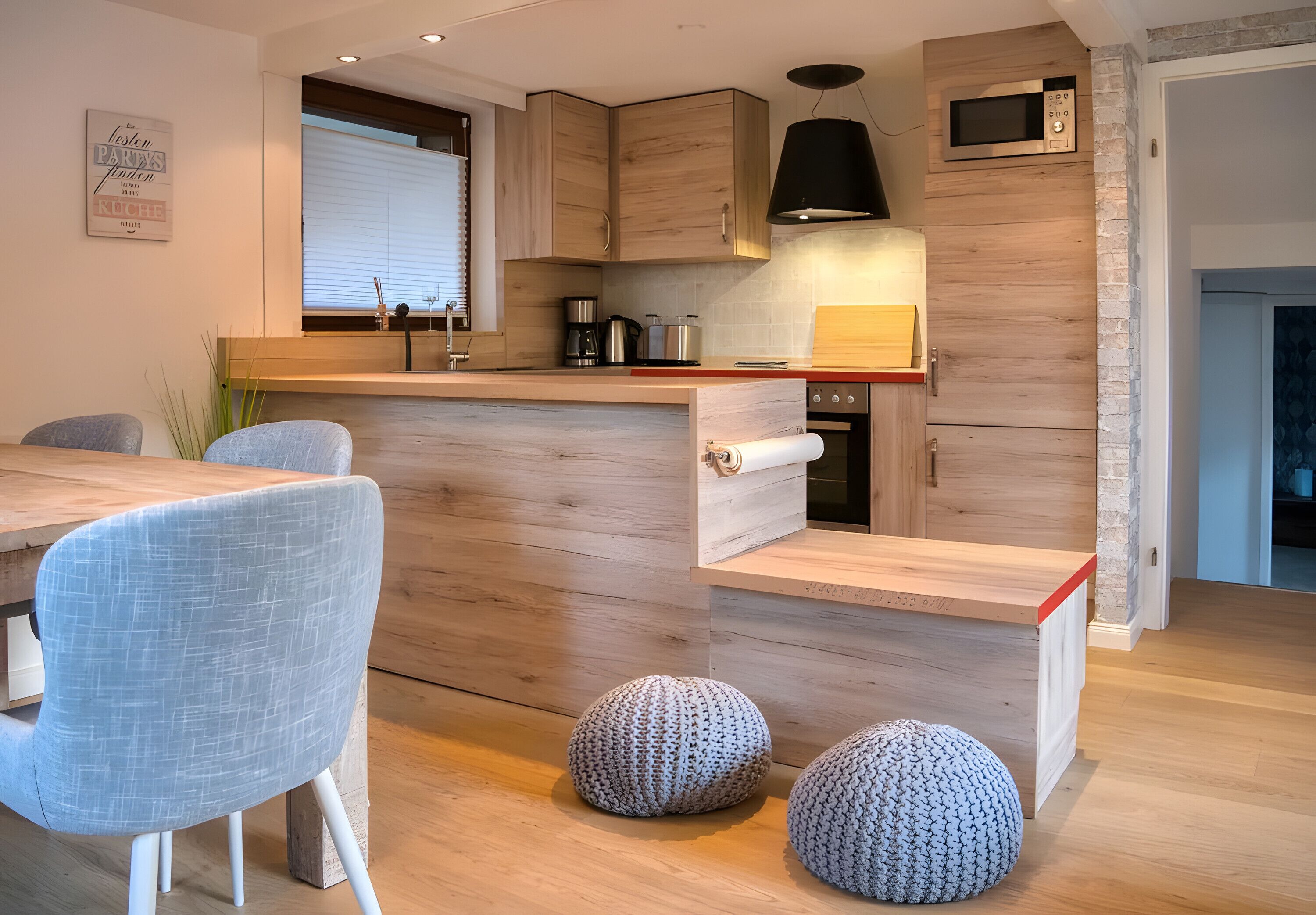 Fridge, microwave, dishwasher, coffee/tea maker