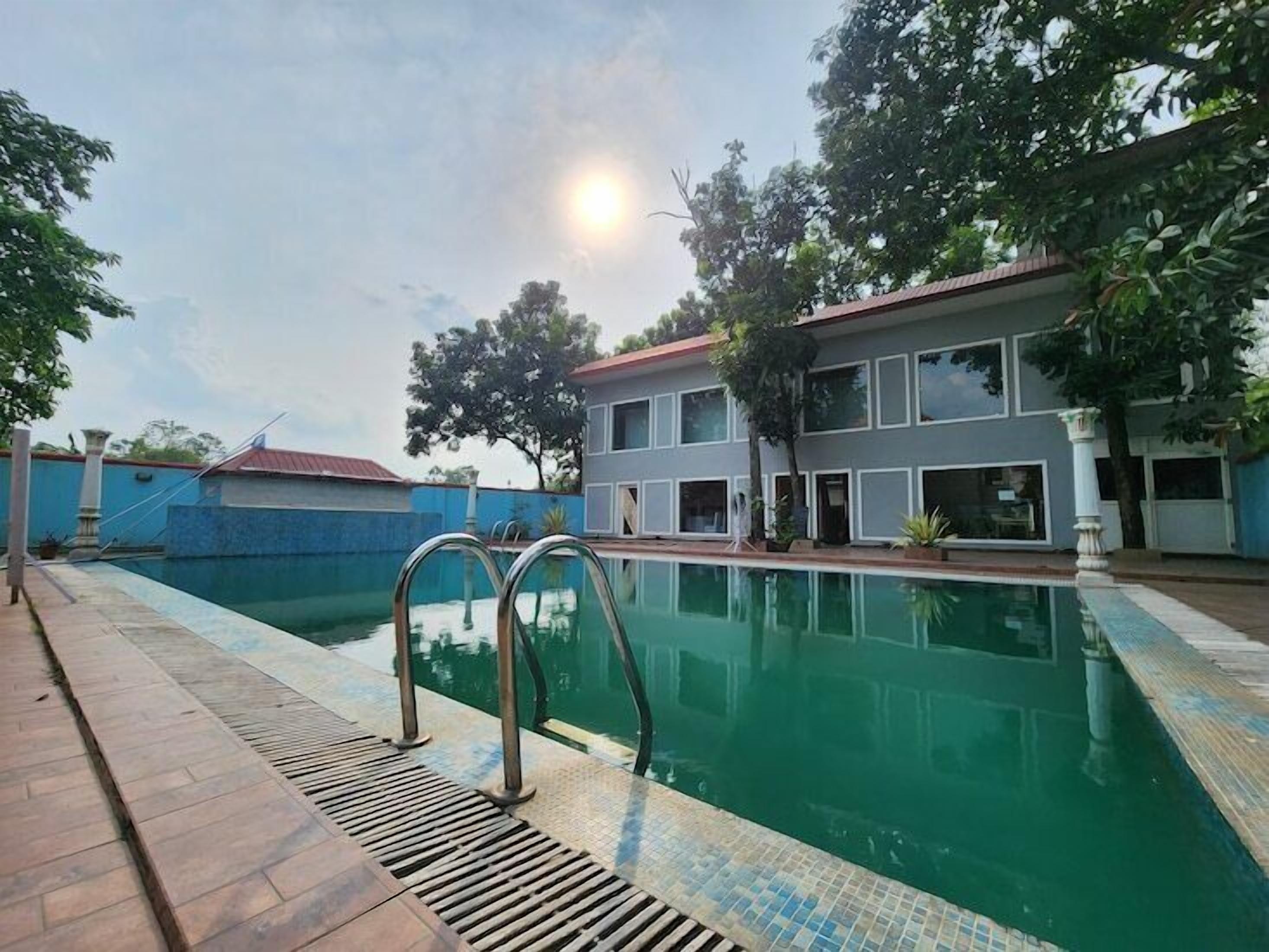 Utomhuspool