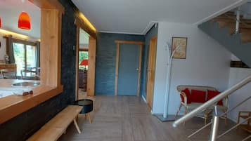 Interni