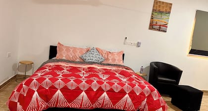 Marvelous apartment with AC in vibrant Somanya