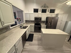 Microwave, oven, stovetop, dishwasher