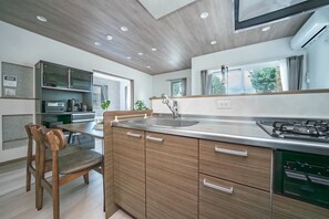 Fridge, microwave, highchair