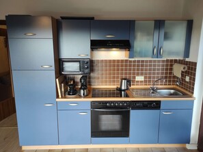 Kühlschrank, Ofen, Geschirrspüler