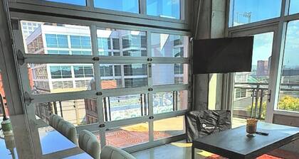 Luxury Downtown Loft Walking dist. to Paycor, Fountain Square, & Duke Energy Ctr