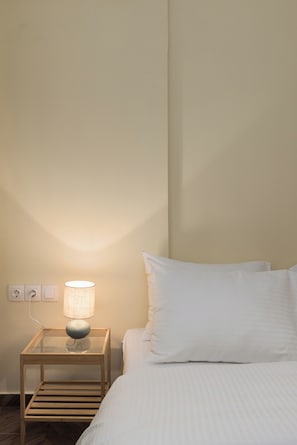 Apartment, 2 Bedrooms, Balcony, City View | Blackout drapes, iron/ironing board, free WiFi