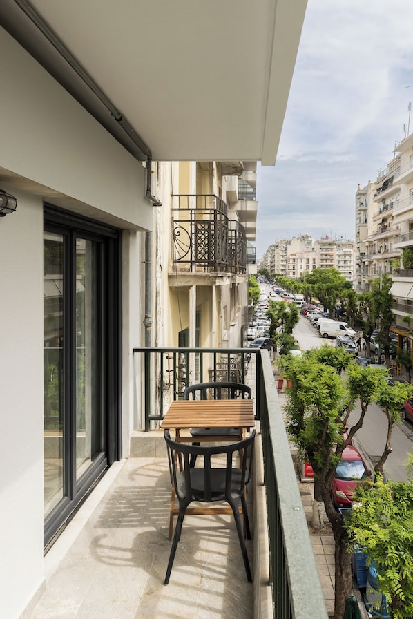Apartment, 2 Bedrooms, Balcony, City View | Balcony