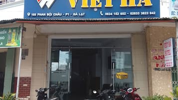 Fachada de la propiedad
