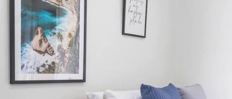 1 chambre, bureau, fer et planche à repasser, Wi-Fi