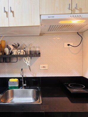 Room, 1 Bedroom, Balcony | Interior