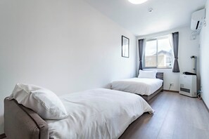 Strykejern/-brett og wi-fi (inkludert)