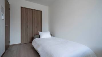 Iron/ironing board, free WiFi