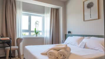 Caja de seguridad en la habitación, wifi gratis y ropa de cama