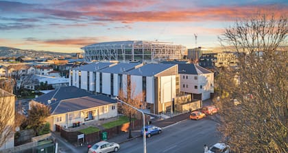 Close to Stadium 3 BR with Garage – Unit 1