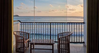 KINGS BAY BEACH RESORT