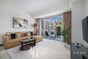 Apartment, City View | Living area