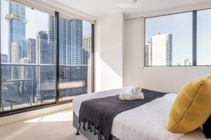 2 عدّة غرف نوم ومكواة/لوح كي وواي فاي مجانًا وملاءات أسرّة