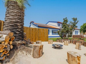 บริเวณภายนอก