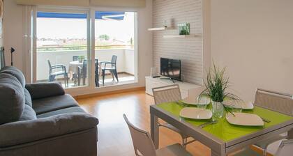 WELCS APARTMENT 287 EMP with public swimming pool