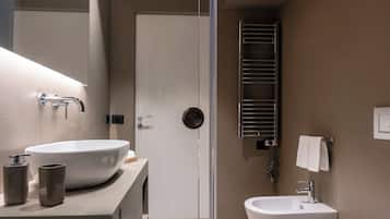 Appartamento Deluxe, 2 camere da letto | Bagno | Bidet