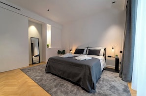 In-room safe, iron/ironing board, free WiFi, wheelchair access