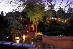 Exterior - Tonosawa Onsen Yamano Chaya Ryokan (Hakone)