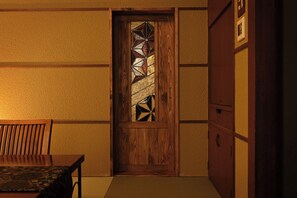 Quarto, para não fumantes (with Open-Air Bath Asebi 206) | Roupas de cama antialérgicas, edredons de pluma, cofres nos quartos