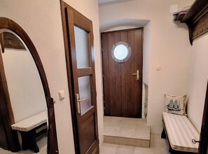 Apartment (Comfort One Bedroom Apartment) | Living room
